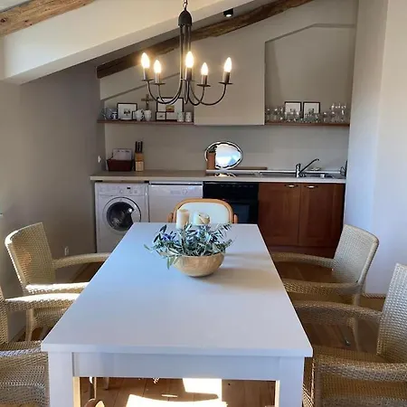 Apartman Dachgeschoss-apartment 